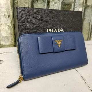 PRADA プラダ 長財布