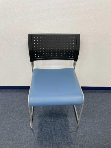会議用　椅子　スタッキングチェア　在庫２５脚　　事務所　直接取引　可能