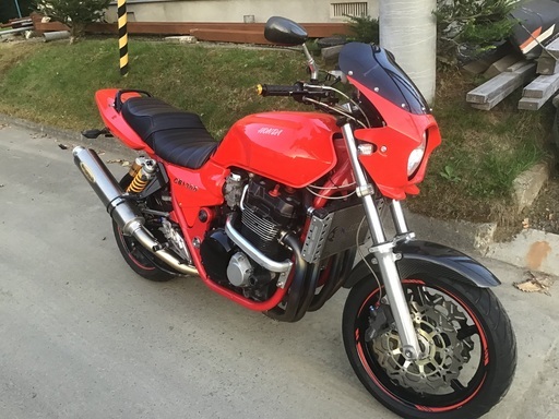 ホンダ　CB1300SF  SC40 カスタム多数　2001年式　車検付　ショップ全塗装