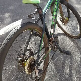 TREK マウンテンバイク WAHOO 28インチ ディスクブレーキ サスペンションフォーク トレック