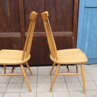 飛騨の家具メーカーKASHIWA(柏木工)よりODA11 オーク材ダイニング
