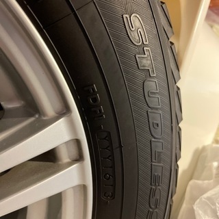 エスティマ スタッドレスタイヤホイールセット iceGUARD ic30 215