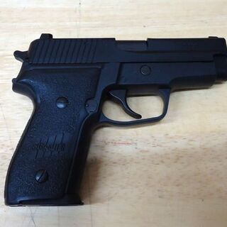 タナカ ガスガン SIG SAUER P228 18才以上 シグ ザウエル 動作未確認
