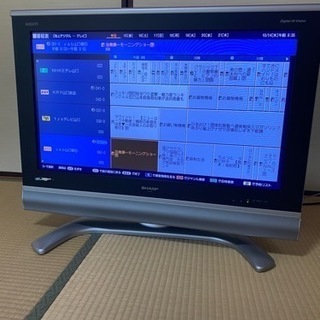 シャープ　32インチ　液晶テレビ　
