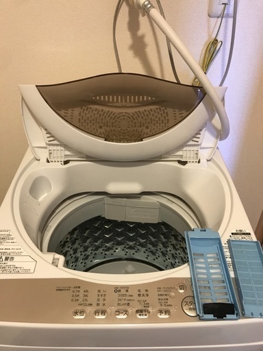 東芝　洗濯機　5kg 2020年製