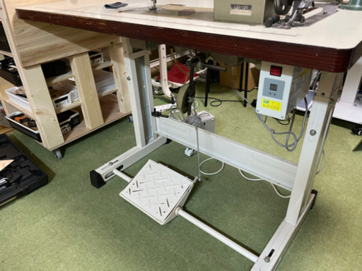 工業用ミシン、レザークラフトにオススメ (サーボモーター) | procomm.ca