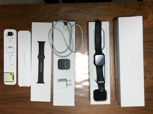 Apple Watch Series 5 スペースブラックステンレスチール