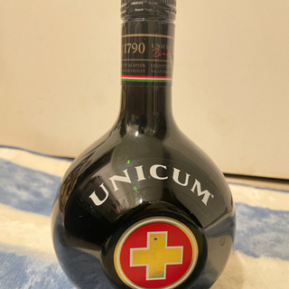 予約済★珍しいお酒　ヨーロッパお土産品 UNICUM ZWACK...