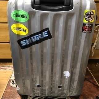 スーツケース差し上げます。
