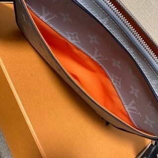 ルイヴィトン　メンズバッグ　定価20万超→今月末まで16万で！