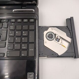 東芝 高性能4コア8スレッド版 Core i7搭載 高速大容量SSD500G メモリ