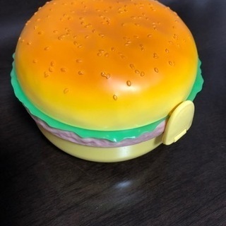 お弁当箱　ハンバーガー型