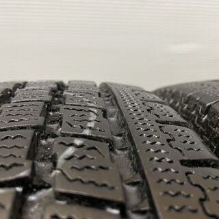 TOYO DELVEX 934 195/80R15 107/105L LT 15インチ スタッドレス 4本 2019年製 レジアスエース ハイエース等　(MTA180) クレジットカード QRコード決済可能