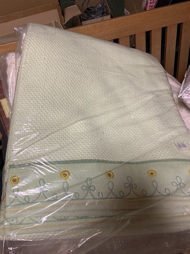 綿100％のラグ190x240 新品未使用