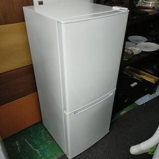 超美品! 2019年製　2ドア106リットルサイズ冷蔵庫、お売りします。 超美品! 2019年製 2ドア106リットルサイズ冷蔵庫、お売りします。