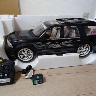 リンカーン ナビゲーター 1/6スケールラジコン