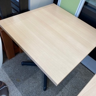 【美品】正方形 PLUS 会議テーブル 75×75 