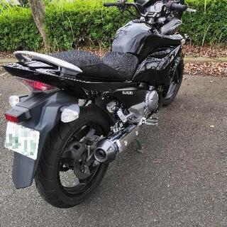 GSR250F 　製造台数希少のフルカウルモデルになります。