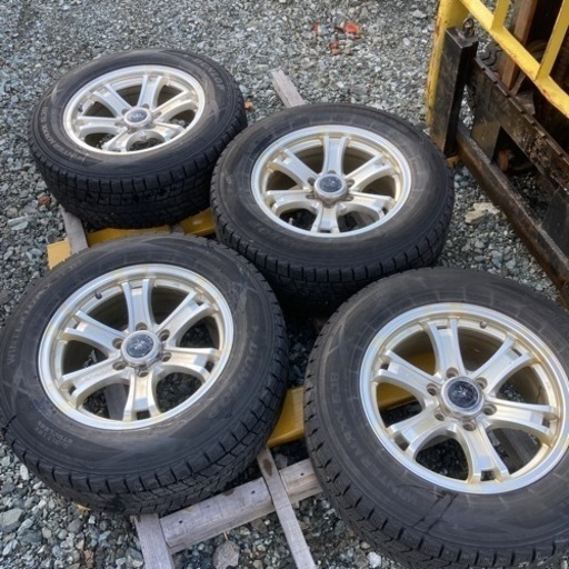 265/60R18 110Q　weds スタッドレス ダンロップ　4本セット　プラド WINTER MAXX SJ8　キラーアルミホイル付き　PCD139.7 18×8J＋25 6穴