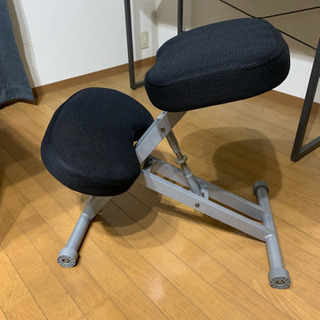 〔値下げ】姿勢矯正 バランスチェア 椅子