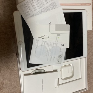 【ネット決済】iPad 7Wi-Fiセルラー◯判定新品同様S...