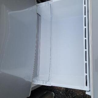 凹みあり　AQUA　冷蔵庫