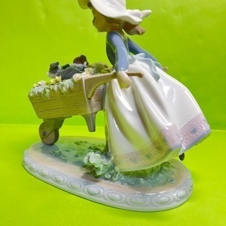 リアドロ「乗せてあげる」