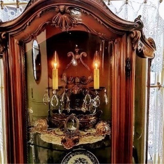 ロココ調スペイン製ガラスキャビネット