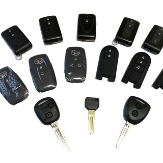 車の合鍵出張　ダイハツタントムーブミライース合鍵スマートキー キーレス追加登録