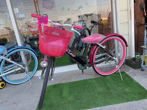 商談中子供自転車　新品未使用　訳あり格安　24インチ　ピンク\u0026ブラック　値下げしました！