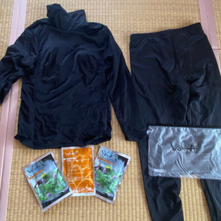 ヨサ全身エステ　美顔器もお付けします