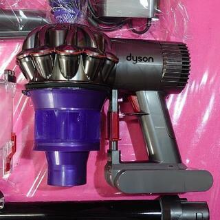 30  ダイソンV6（バッテリー新品）コードレス掃除機