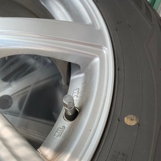 【スタッドレスタイヤ】ダンロップ　アルファード・ヴェルファイア