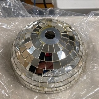 売れました^ ^未使用品 ミラーボール 吊下タイプ NMB-3201P 角鏡 φ152タイプ 重量1.1kg 回転数1分間 1/1.2回転 日照 メーカー品 メーカー完売品 売れました^ ^未使用品 ミラーボール 吊下タイプ NMB-3201P 角