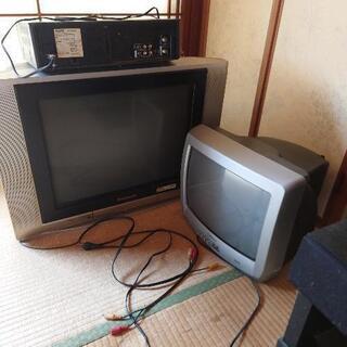 あげます！古いテレビ デジタルチューナーあります。