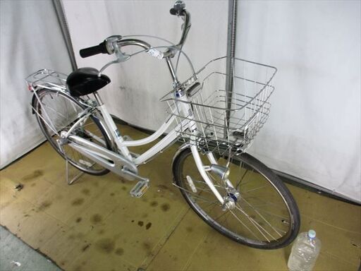 B512　限定特価　整備済み★ブリヂストン　Tough Loop　ホワイト　強い自転車★ 中古自転車 【26インチ 】