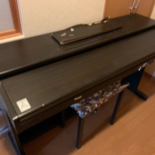 [取引完了しました]カシオ製電子ピアノCDP-7000 MIDI対応