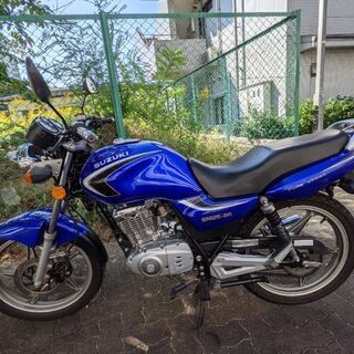 SUZUKI EN125.実働車。走行15414キロ。最近まで、片道160キロのツーリングも行ってました。ナンバー取得して、乗って帰れます。セル一発て程度良し。 SUZUKI EN125.実働車。走行15414キロ。最近まで、片道160キロの