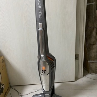 Electrolux  ergorapido 2in1 掃除機　難あり