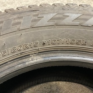  BS VL1 195/80R15LT 4本 冬タイヤ ハイエースなどに 格安