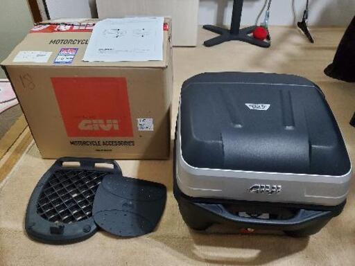 【最終値下げ】GIVI (ジビ) バイク用 リアボックス