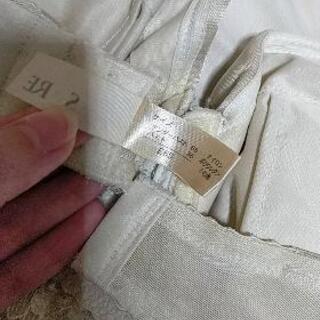 美品 ブライダルインナー3点セット SQRE BEAUTE 3D 64 F-1 スキュレ