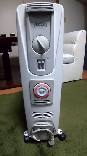 ゼロ風暖房】デロンギ オイルヒーター 【エコカバー付き 美品