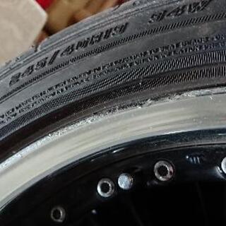 タイヤ、ホイール ホイール 19×8J 日産エルグランドで使用