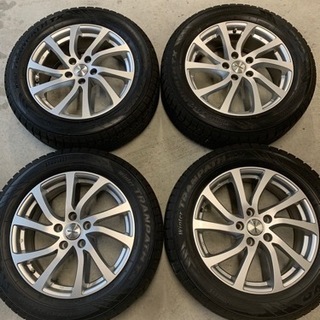 215/60/17 TOYOスタッドレス