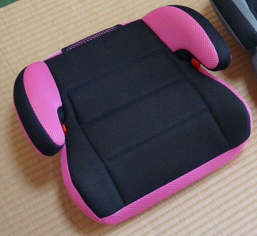 ジュニアシート ピンク色 Katdemio 多治見のセーフティ チャイルドシートの中古あげます 譲ります ジモティーで不用品の処分 ジュニアシート ピンク色 Katdemio 多治見のセーフティ チャイルドシートの中古あげます 譲ります ジモティーで不用品の処分