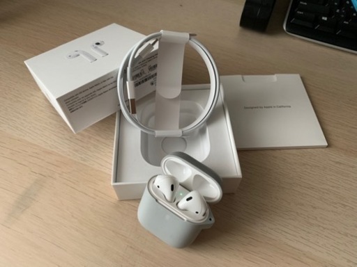 AirPods（with Charging Case）