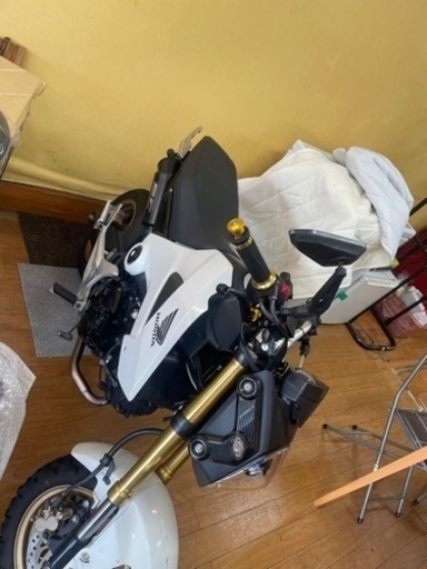 グロム 極上車 配送 