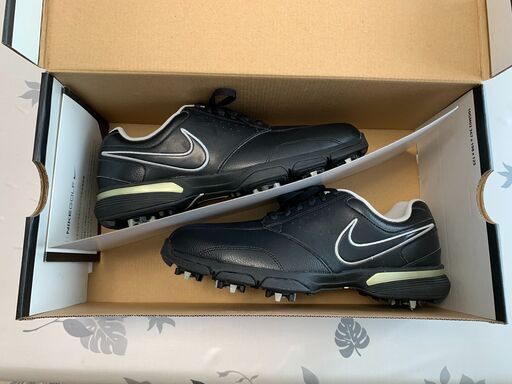 新品未使用品　NIKE　ナイキゴルフシューズ（靴）　25.0cm　6000円
