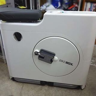 BIKEBOX 四角いフィットネスバイク ホワイト マグネット式 コンパクト 